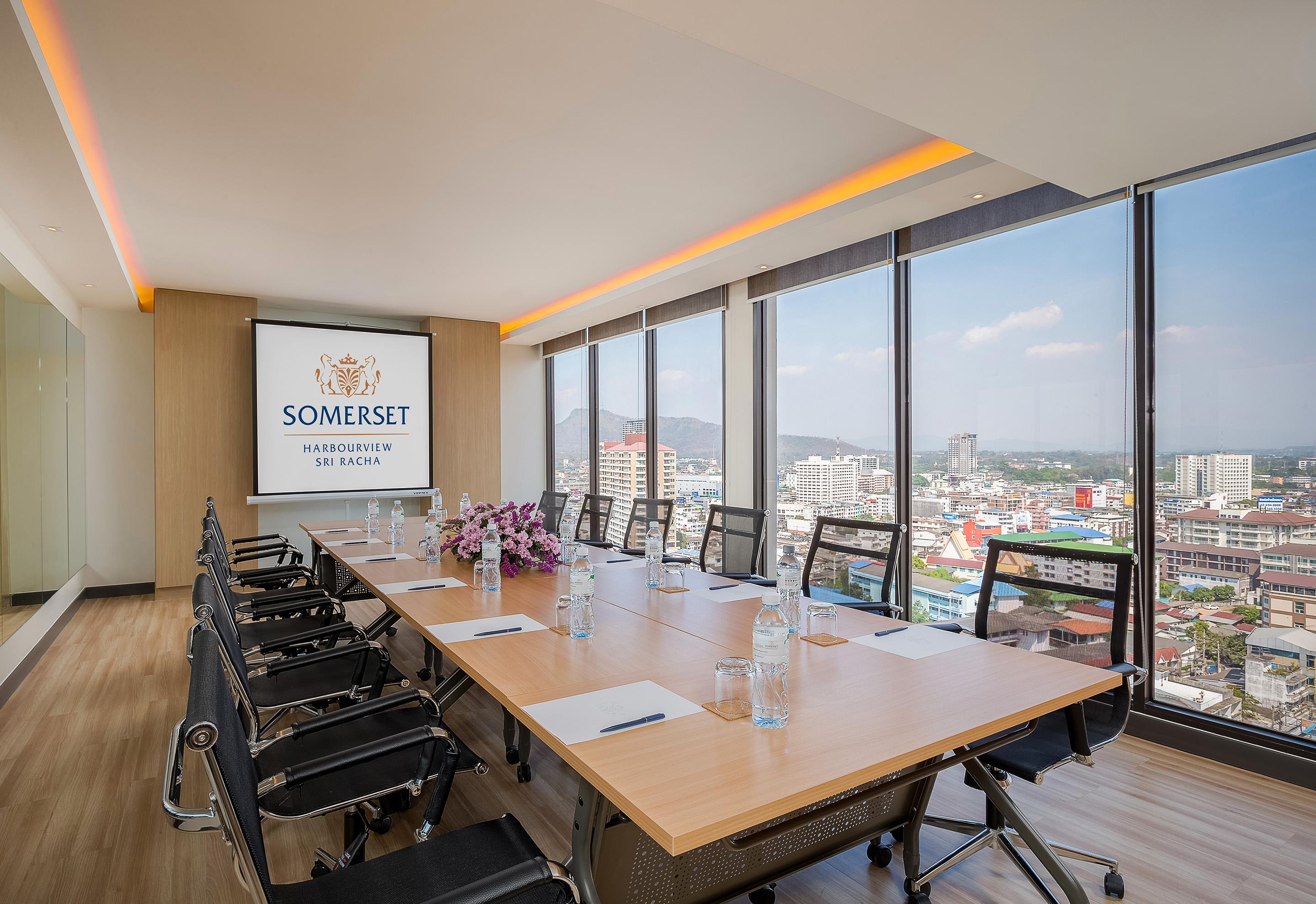 סי ראצ'ה Somerset Harbourview Sri Racha מראה חיצוני תמונה